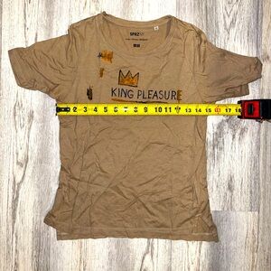 Uniqlo basquiat king pleasure t shirt